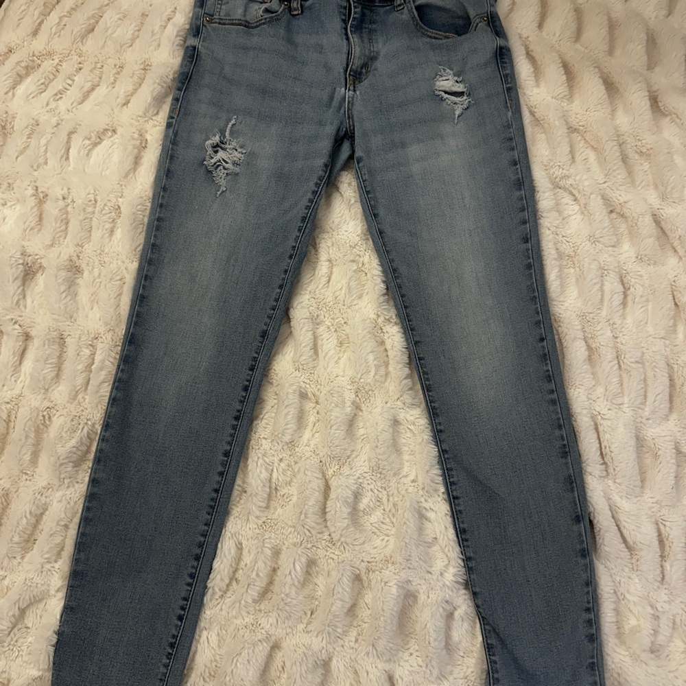 Aeropostale Distressed Women Jeans